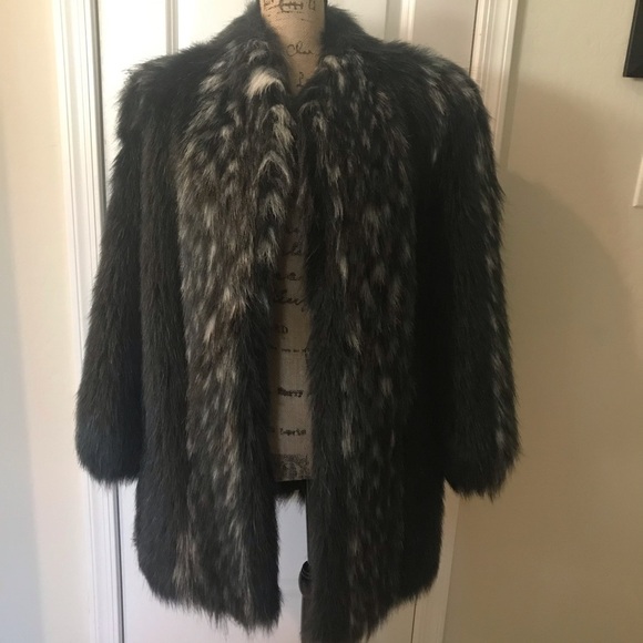 Vintage Black & Gray Faux Fur Women’s Gorgeous Coat size M - Picture 14 of 16